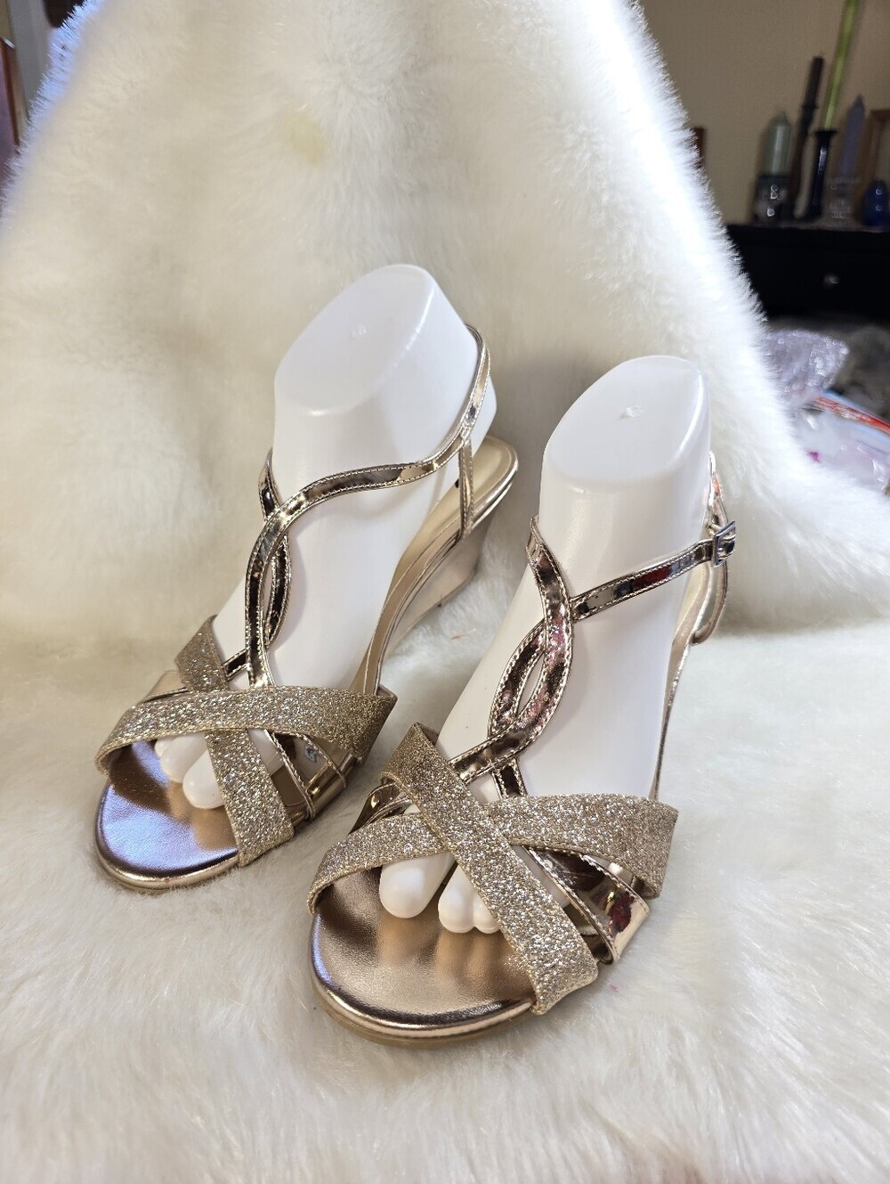 Fioni Gold Glitter Wedge Sandals